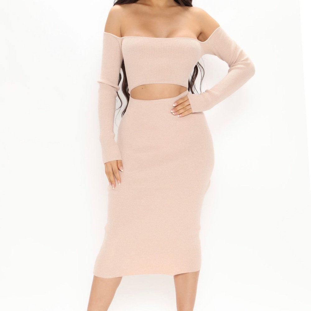 Midi Cutout Bodycon Dress - Brand New!
